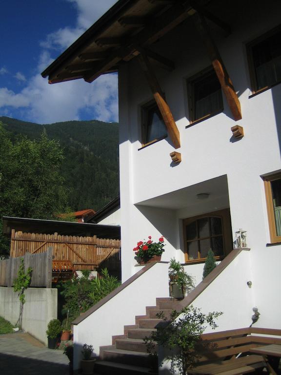 Anton'S Appartements Oetz Exterior foto